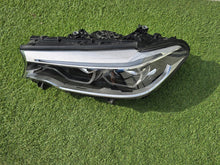 Laden Sie das Bild in den Galerie-Viewer, Frontscheinwerfer BMW 5 G31 G30 7439209-01 LED Links Scheinwerfer Headlight SCH2537968416qb