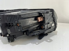 Laden Sie das Bild in den Galerie-Viewer, Frontscheinwerfer Jeep 00501636830 Links Scheinwerfer Headlight SCH2539739654rn