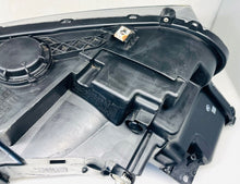 Laden Sie das Bild in den Galerie-Viewer, Frontscheinwerfer Honda Cr-V 3315001 Rechts Scheinwerfer Headlight SCH2541738322cb