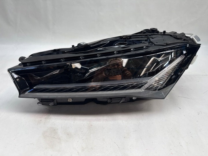 Frontscheinwerfer Skoda Superb 3P1941015A LED Links Scheinwerfer Headlight SCH2549370176uc