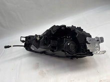 Laden Sie das Bild in den Galerie-Viewer, Frontscheinwerfer Skoda Superb 3P1941015A LED Links Scheinwerfer Headlight SCH2549370176uc