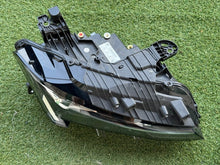 Laden Sie das Bild in den Galerie-Viewer, Frontscheinwerfer Peugeot 308 98596618 Rechts Scheinwerfer Headlight SCH2552794468ip