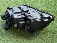 Laden Sie das Bild in den Galerie-Viewer, Frontscheinwerfer Peugeot 308 98596618 Rechts Scheinwerfer Headlight SCH2552794468ip