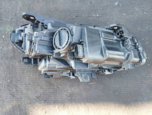 Laden Sie das Bild in den Galerie-Viewer, Frontscheinwerfer Mercedes-Benz W246 A2468205361 Links Scheinwerfer Headlight SCH2553496870qe