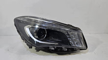 Laden Sie das Bild in den Galerie-Viewer, Frontscheinwerfer Mercedes-Benz Cla 1897879879 Rechts Scheinwerfer Headlight SCH2554532905ah