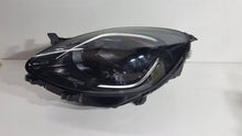 Laden Sie das Bild in den Galerie-Viewer, Frontscheinwerfer Ford Puma L1TB-13E015-GH LED Links Scheinwerfer Headlight SCH2554682225ah
