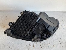 Laden Sie das Bild in den Galerie-Viewer, Frontscheinwerfer Mercedes-Benz W206 A2069060803 LED Rechts Headlight SCH2559142685mw