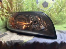 Laden Sie das Bild in den Galerie-Viewer, Frontscheinwerfer Volvo S40 V50 30698885 30698886 Ein Satz Headlight SCH2560879033tn