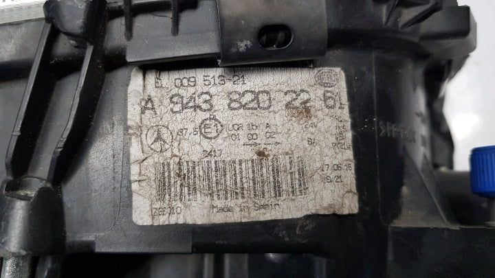Frontscheinwerfer Mercedes-Benz A9438202261 Links Scheinwerfer Headlight SCH2562551609lh