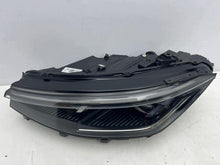 Laden Sie das Bild in den Galerie-Viewer, Frontscheinwerfer VW Passat 3J1941035 LED Links Scheinwerfer Headlight SCH2564185789ia