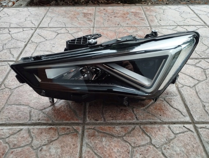 Frontscheinwerfer Seat Leon 5FB941007F Full LED Links Scheinwerfer Headlight SCH2569070603nr