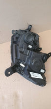 Laden Sie das Bild in den Galerie-Viewer, Frontscheinwerfer Renault Sandero II 260100437R Rechts Scheinwerfer Headlight SCH2575375610pv