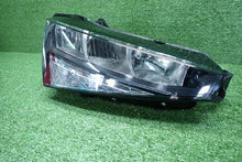 Load image into Gallery viewer, Frontscheinwerfer Skoda Scala 657941016 Rechts Scheinwerfer Headlight SCH2575525880lj