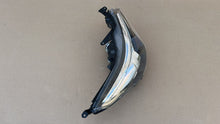 Laden Sie das Bild in den Galerie-Viewer, Frontscheinwerfer Toyota Avensis 81130-05420 LED Rechts Scheinwerfer Headlight SCH2578140994ih