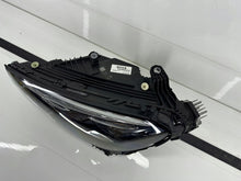 Laden Sie das Bild in den Galerie-Viewer, Frontscheinwerfer Mercedes-Benz Glc A2549066303 Links Scheinwerfer Headlight SCH2578236308hu