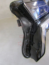 Laden Sie das Bild in den Galerie-Viewer, Frontscheinwerfer Kia Sorento I 92101P2120 LED Links Scheinwerfer Headlight SCH2583428132np