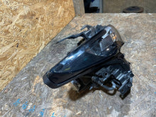 Laden Sie das Bild in den Galerie-Viewer, Frontscheinwerfer Mazda 3 Bp BCJH-51030 Rechts Scheinwerfer Headlight SCH2584287476ys