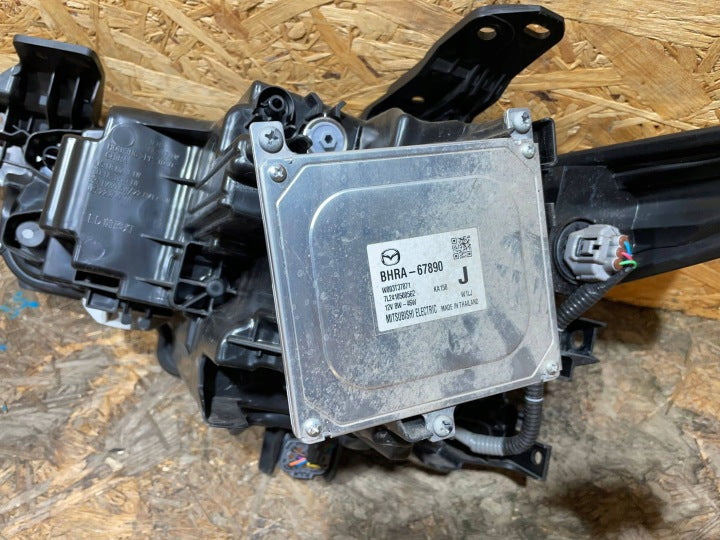 Frontscheinwerfer Mazda 3 Bp BCJH-51030 Rechts Scheinwerfer Headlight SCH2584287476ys