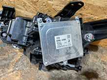 Laden Sie das Bild in den Galerie-Viewer, Frontscheinwerfer Mazda 3 Bp BCJH-51030 Rechts Scheinwerfer Headlight SCH2584287476ys