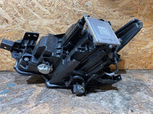 Laden Sie das Bild in den Galerie-Viewer, Frontscheinwerfer Mazda 3 Bp BCJH-51030 Rechts Scheinwerfer Headlight SCH2584287476ys