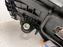 Laden Sie das Bild in den Galerie-Viewer, Frontscheinwerfer Mercedes-Benz W206 A2069068003 LED Rechts Headlight SCH2587157809ex