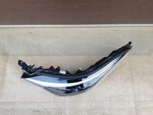 Laden Sie das Bild in den Galerie-Viewer, Frontscheinwerfer Toyota Chr 81150-YP280-00 LED Links Scheinwerfer Headlight SCH2587432439rs