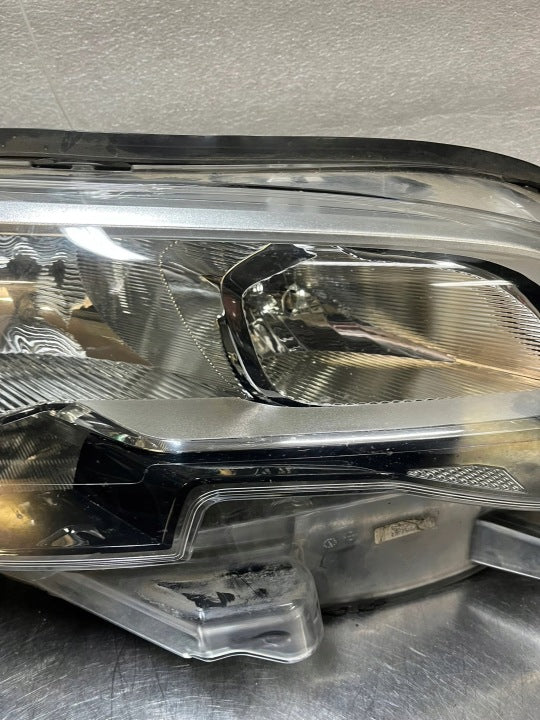 Frontscheinwerfer Peugeot Expert 9808572580 Rechts Scheinwerfer Headlight SCH2588872037mq