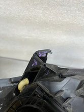 Load image into Gallery viewer, Frontscheinwerfer Peugeot Expert 9808572580 Rechts Scheinwerfer Headlight SCH2588872037mq