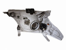 Laden Sie das Bild in den Galerie-Viewer, Frontscheinwerfer Toyota Hilux 811500K011 Links Scheinwerfer Headlight SCH2589857557yd