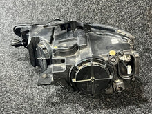 Laden Sie das Bild in den Galerie-Viewer, Frontscheinwerfer Audi A3 8V0941006E Xenon Rechts Scheinwerfer Headlight SCH2596634494ob