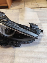 Load image into Gallery viewer, Frontscheinwerfer Mazda 3 BCJH-51030 Rechts Scheinwerfer Headlight SCH2596644186pd
