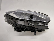 Load image into Gallery viewer, Frontscheinwerfer Mercedes-Benz W247 A2479064205 Rechts Scheinwerfer Headlight SCH2599813645tk