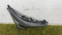 Laden Sie das Bild in den Galerie-Viewer, Frontscheinwerfer Toyota Corolla 81110-02S70 LED Rechts Scheinwerfer Headlight SCH2603185575kp