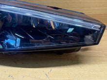 Laden Sie das Bild in den Galerie-Viewer, Frontscheinwerfer Skoda Scala 657941016A LED Rechts Scheinwerfer Headlight SCH2604186232uc