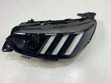 Laden Sie das Bild in den Galerie-Viewer, Frontscheinwerfer Peugeot 2008 208 II 1682772680 Links Scheinwerfer Headlight SCH2608078298nd