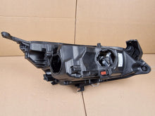 Laden Sie das Bild in den Galerie-Viewer, Frontscheinwerfer Opel Astra 1ZT010012-05 13374517 GOD31ZT010012-0 LED Links SCH2609895172mm