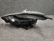 Laden Sie das Bild in den Galerie-Viewer, Frontscheinwerfer Hyundai I30 III 92102G4120 LED Rechts Scheinwerfer Headlight SCH2610101056vm
