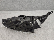 Laden Sie das Bild in den Galerie-Viewer, Frontscheinwerfer Hyundai I30 III 92102G4120 LED Rechts Scheinwerfer Headlight SCH2610101056vm