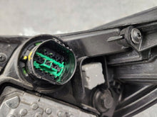Laden Sie das Bild in den Galerie-Viewer, Frontscheinwerfer Hyundai I30 III 92102G4120 LED Rechts Scheinwerfer Headlight SCH2610101056vm