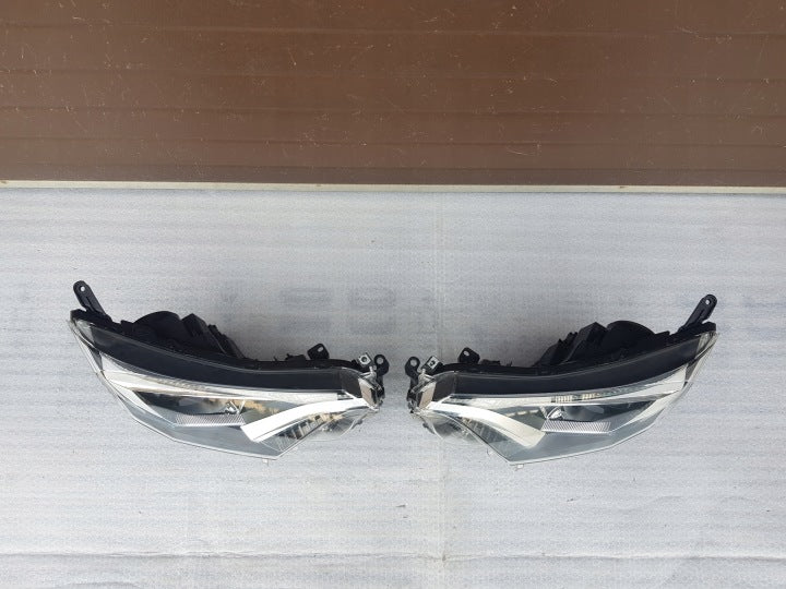 Frontscheinwerfer Toyota 81130-42650 Ein Satz Scheinwerfer Headlight SCH2610405972zs