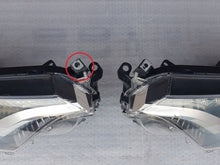 Laden Sie das Bild in den Galerie-Viewer, Frontscheinwerfer Toyota 81130-42650 Ein Satz Scheinwerfer Headlight SCH2610405972zs