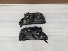 Laden Sie das Bild in den Galerie-Viewer, Frontscheinwerfer Toyota 81130-42650 Ein Satz Scheinwerfer Headlight SCH2610405972zs