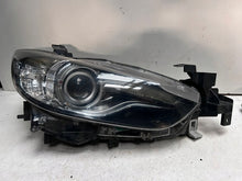 Load image into Gallery viewer, Frontscheinwerfer Mazda 6 Gj GHR4-51030 Xenon Rechts Scheinwerfer Headlight SCH2611018343ti