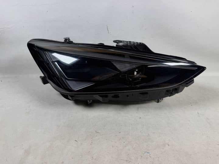 Frontscheinwerfer Seat Leon 5FB941036A Rechts Scheinwerfer Headlight SCH2624125358za