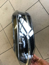 Laden Sie das Bild in den Galerie-Viewer, Frontscheinwerfer VW Polo 2G1941035B LED Links Scheinwerfer Headlight SCH2627038776nw