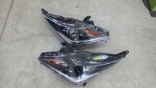 Laden Sie das Bild in den Galerie-Viewer, Frontscheinwerfer Toyota Aygo 811300H131 Ein Stück (Rechts oder Links) Headlight SCH2627488933al