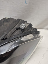 Laden Sie das Bild in den Galerie-Viewer, Frontscheinwerfer VW Polo 2G1941005 Links Scheinwerfer Headlight SCH2632865248al