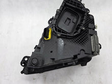 Laden Sie das Bild in den Galerie-Viewer, Frontscheinwerfer Volvo 23752671 LED Rechts Scheinwerfer Headlight SCH2634537793sa