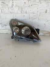 Load image into Gallery viewer, Frontscheinwerfer Opel Astra H 5DF008704 Xenon Rechts Scheinwerfer Headlight SCH2634873524bx