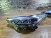 Laden Sie das Bild in den Galerie-Viewer, Frontscheinwerfer Toyota Chr 81150-F4180-00 Links Scheinwerfer Headlight SCH2642517099fu
